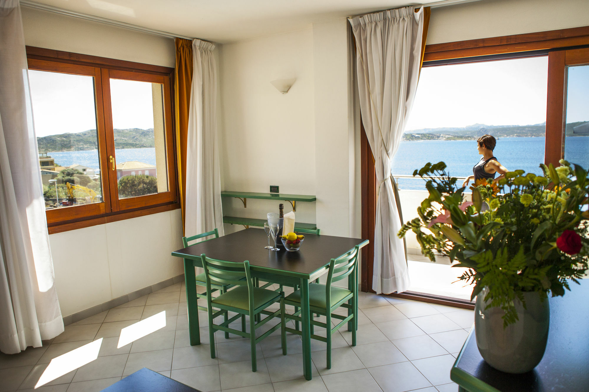 Hotel Miralonga La Maddalena  Bagian luar foto