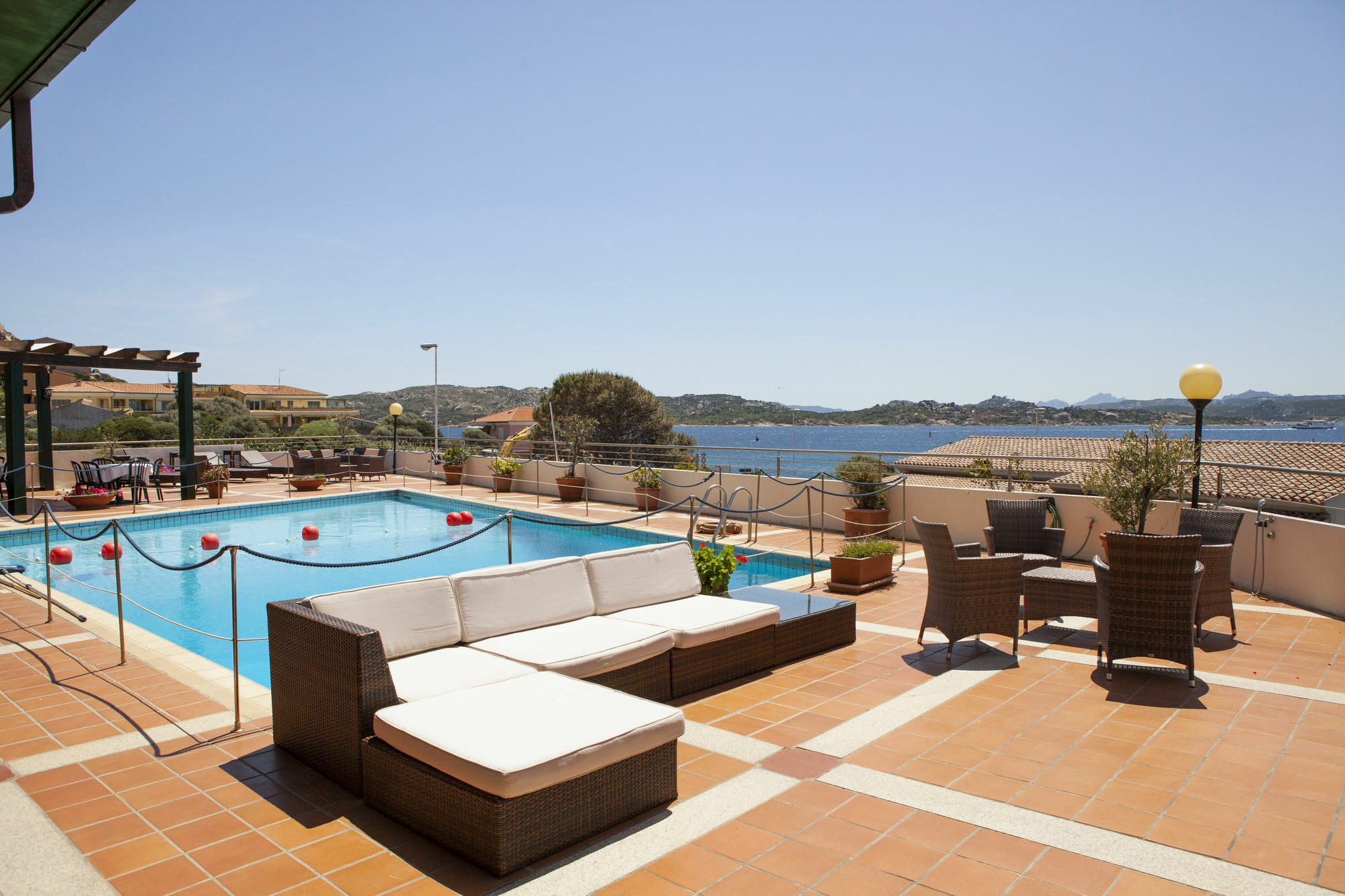 Hotel Miralonga La Maddalena  Bagian luar foto