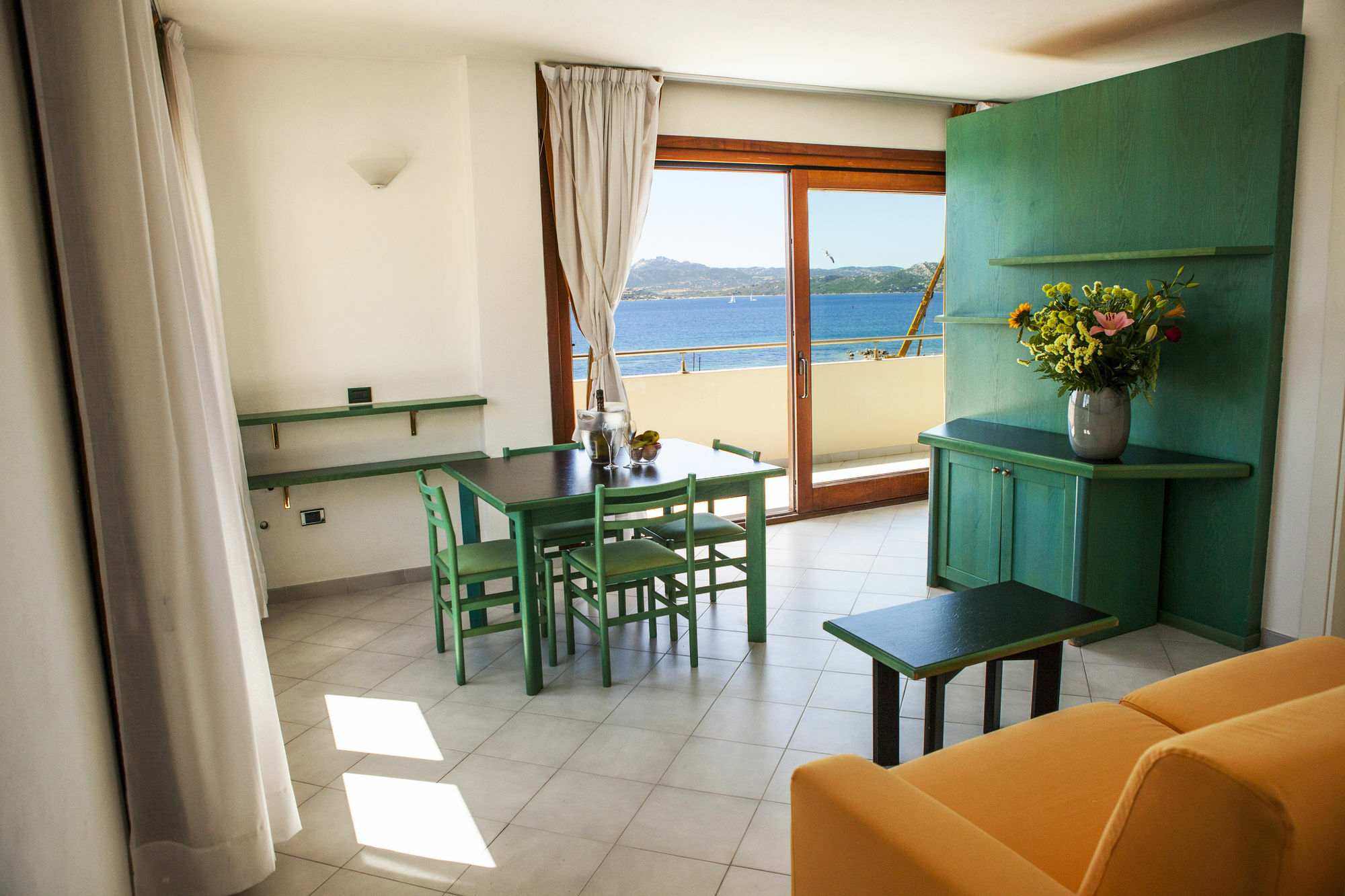 Hotel Miralonga La Maddalena  Bagian luar foto